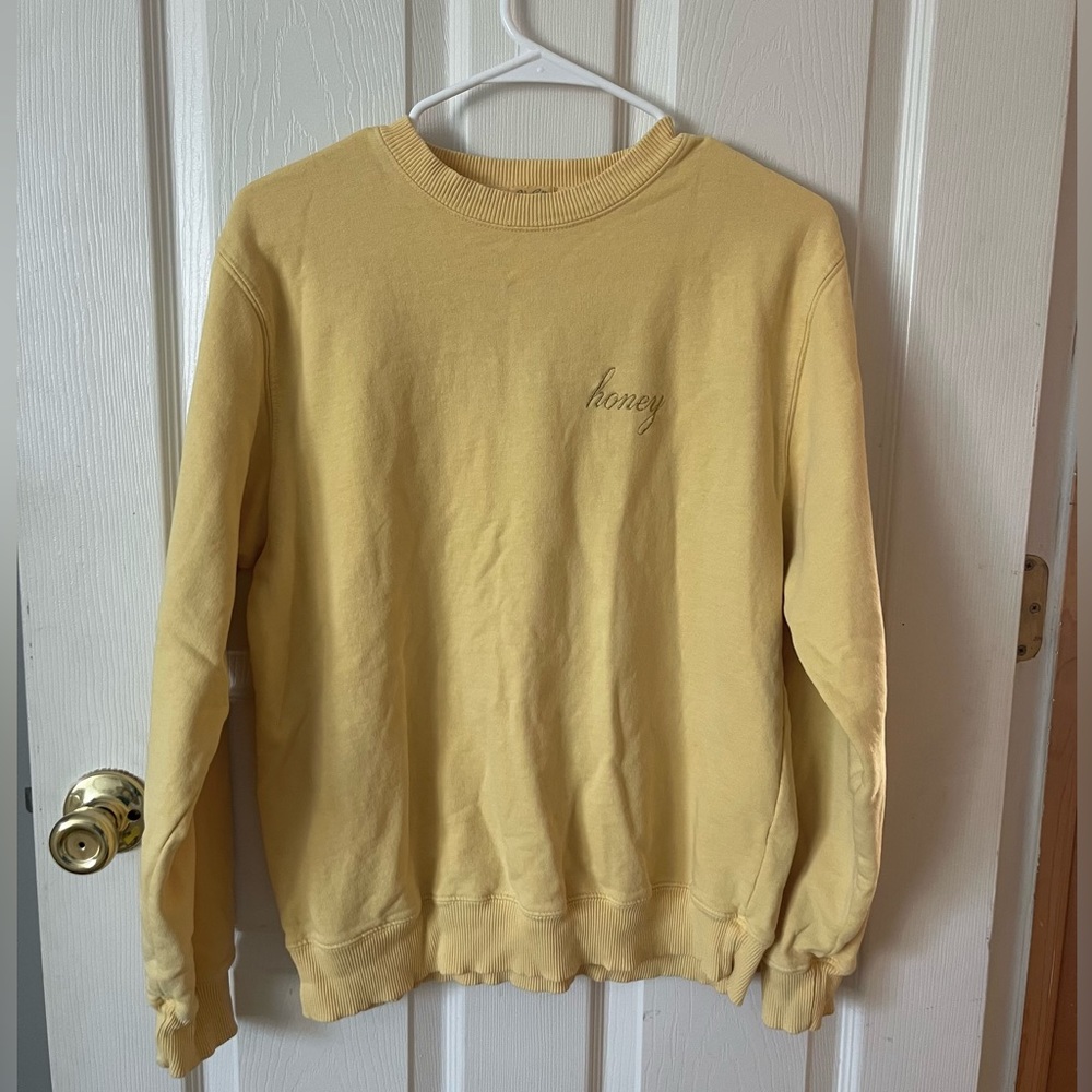 BRANDY MELVILLE honey crewneck